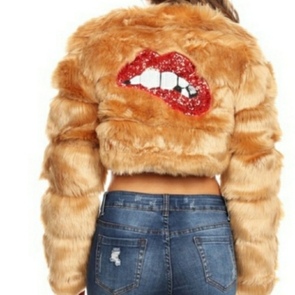 ⚡Grudge Lip Faux Fur Jacket - Picture 2 of 6